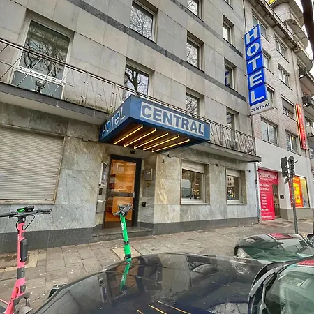 Hotel Central Hotel 3*